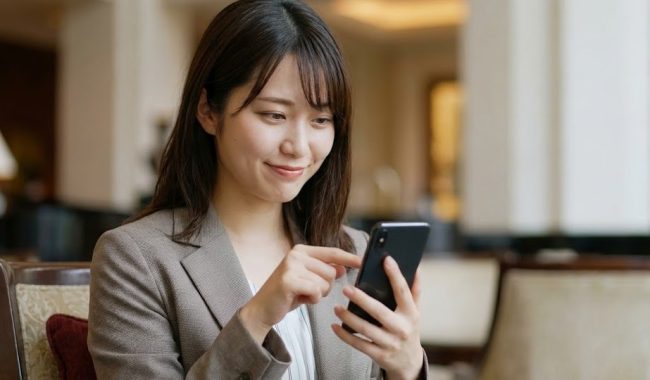 隠語や絵文字の正しい意味とリスク