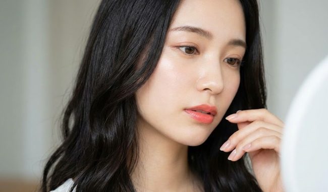 メイクや髪型の特徴でパパ活女子を見分ける