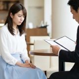 パパ活でお金をもらうタイミングは？未払いを防ぐ受け取り方ガイド