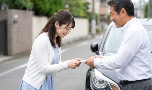 封筒の準備や渡し方に関するマナーと注意点