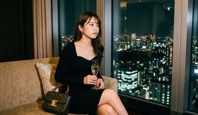 ストレス解消と生活水準の維持を求める社会人