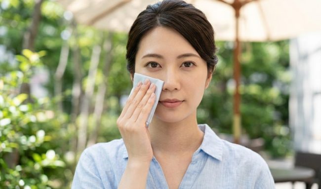 メイク崩れを防いで涼しげな顔をキープするコツ